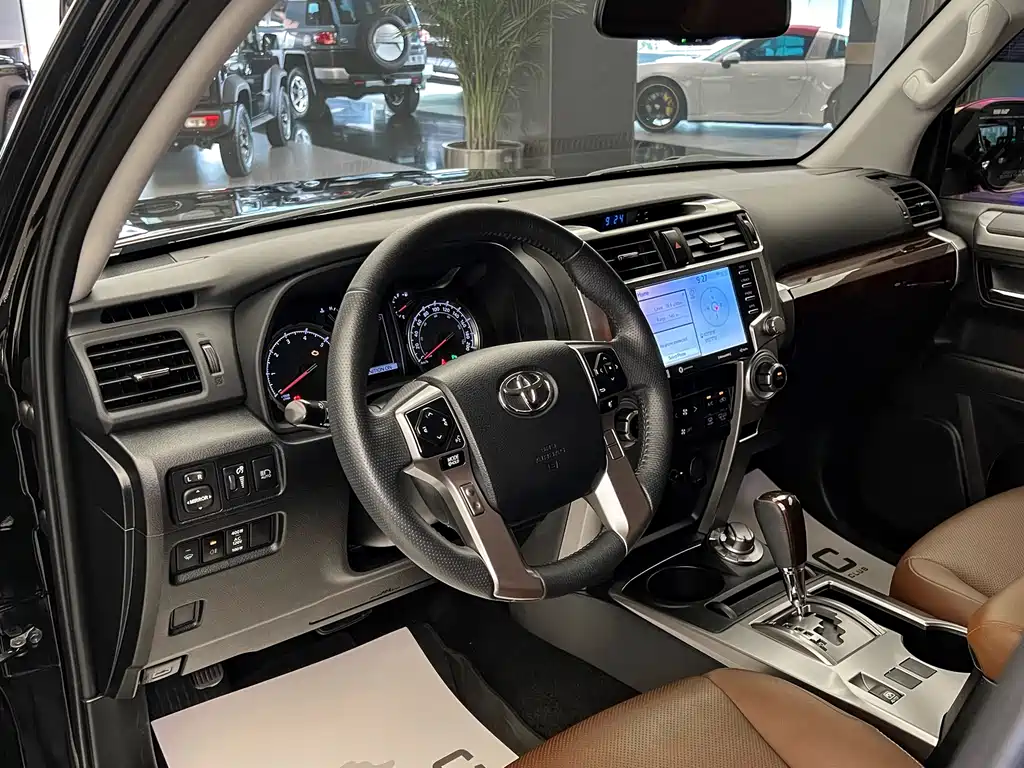 Toyota 4Runner 2020 4.0L AT