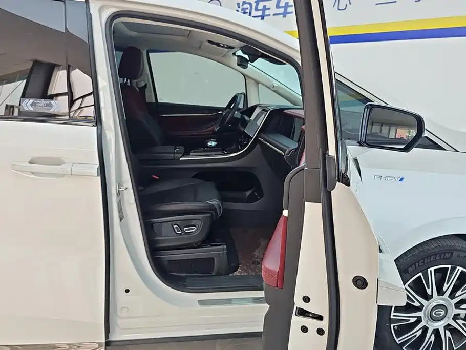 GAC Motor Trumpchi E9 — миниатюра 8