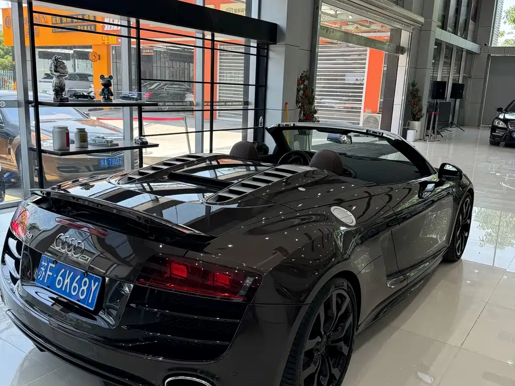 Audi R8 2011 Spyder 5.2 FSI quattro