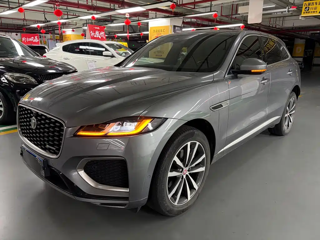 Jaguar F-PACE 2021