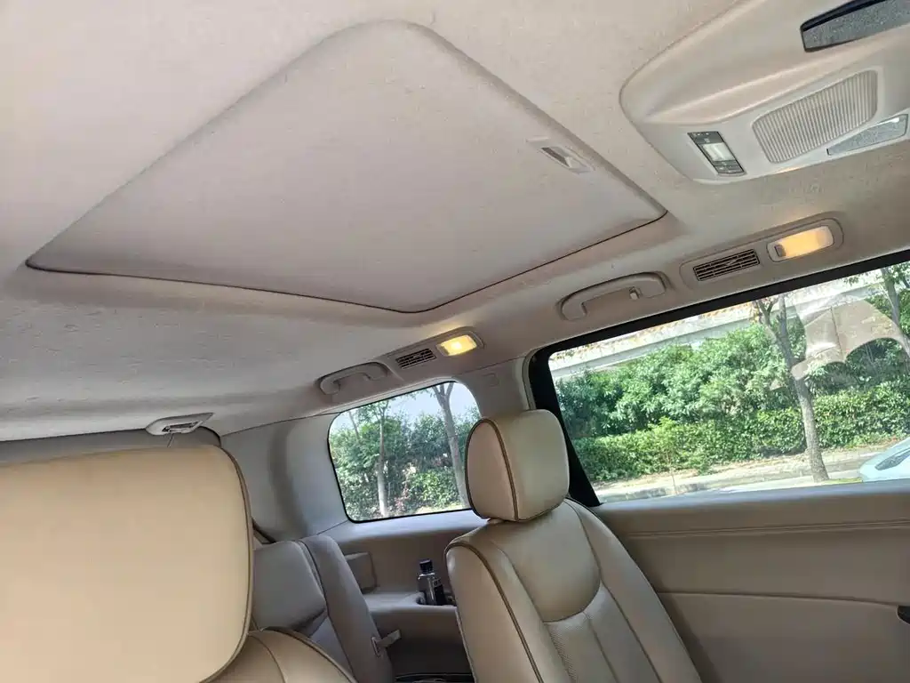 Nissan Quest — миниатюра 8