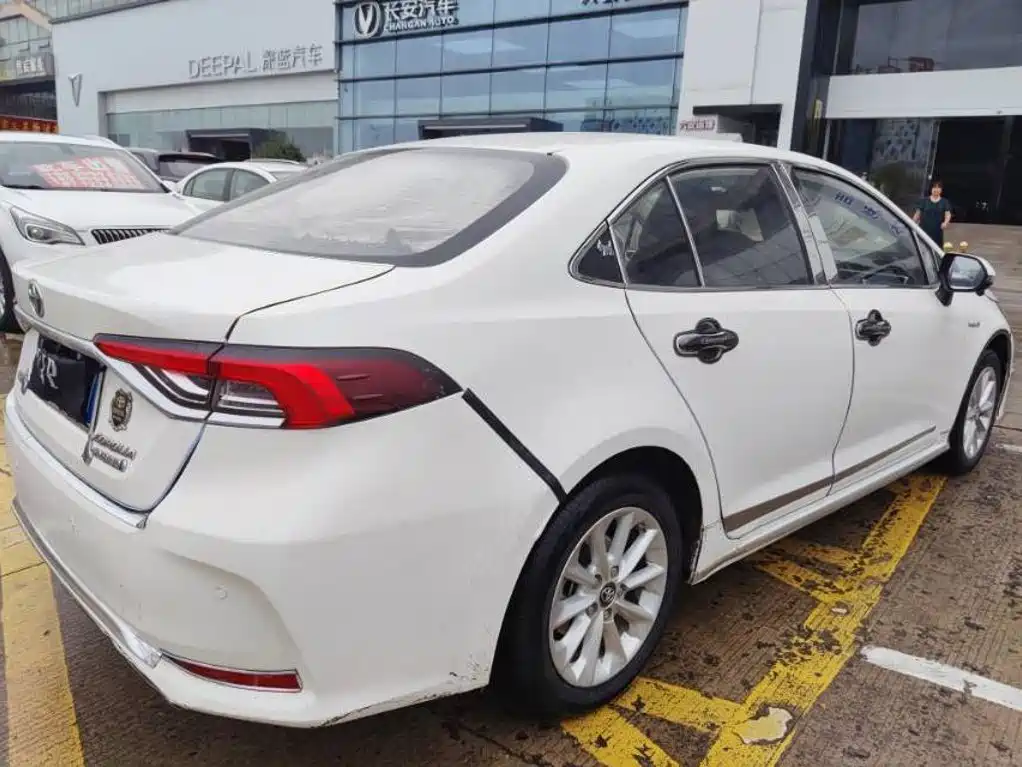 Toyota Corolla — миниатюра 8