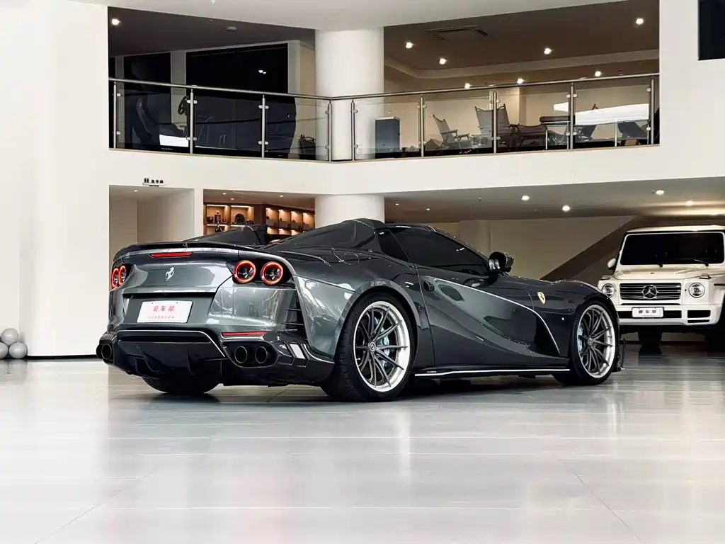 Ferrari 812 2020 6.5L GTS