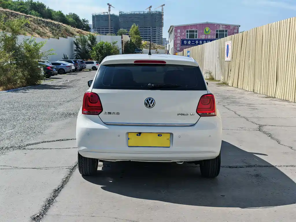 Volkswagen Polo — миниатюра 8