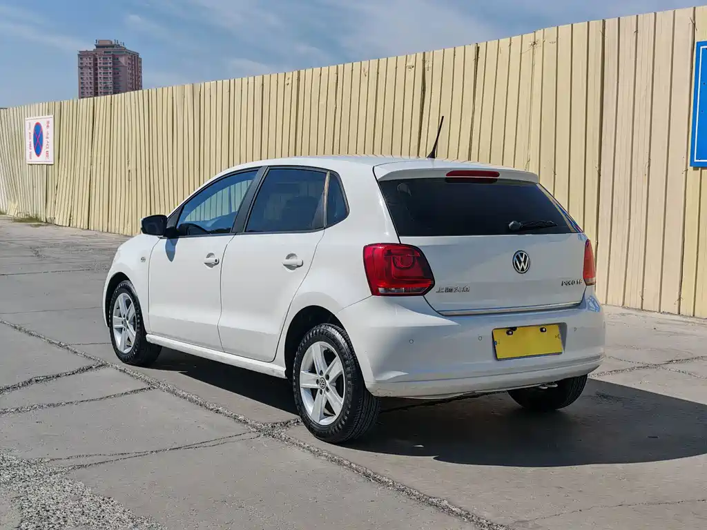 Volkswagen Polo — миниатюра 7