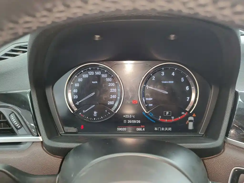 BMW X1 — миниатюра 12