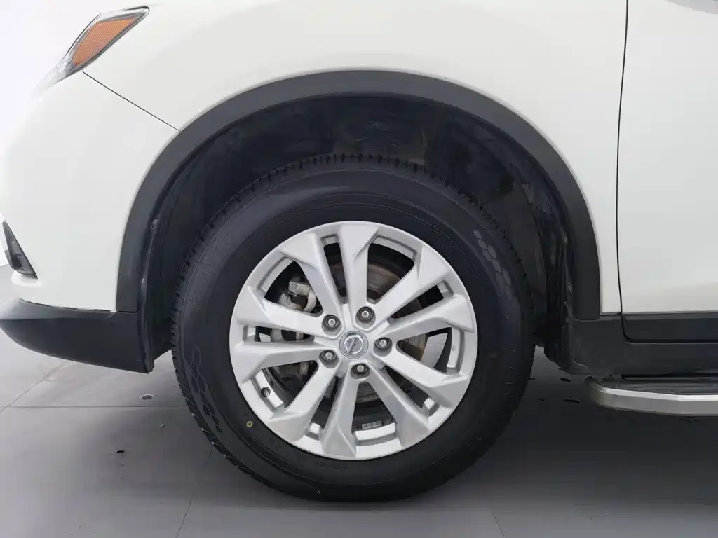 Nissan X-Trail — миниатюра 17
