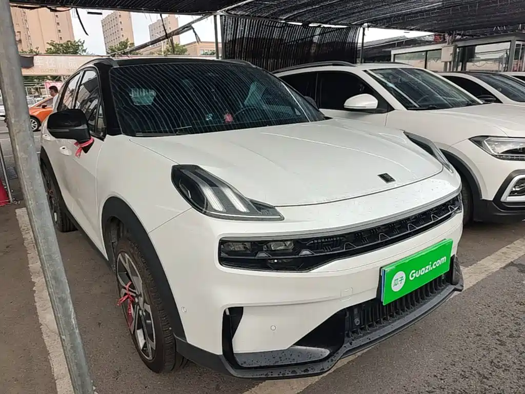 Lynk & Co 06 — миниатюра 4