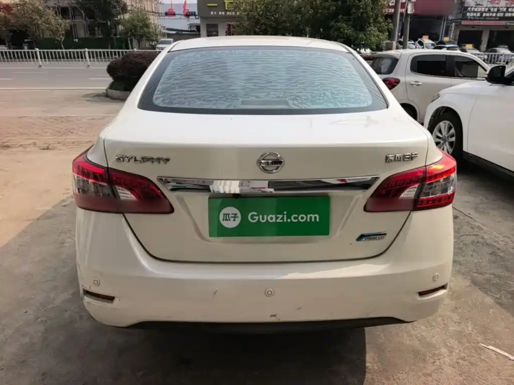 Nissan Sylphy — миниатюра 6