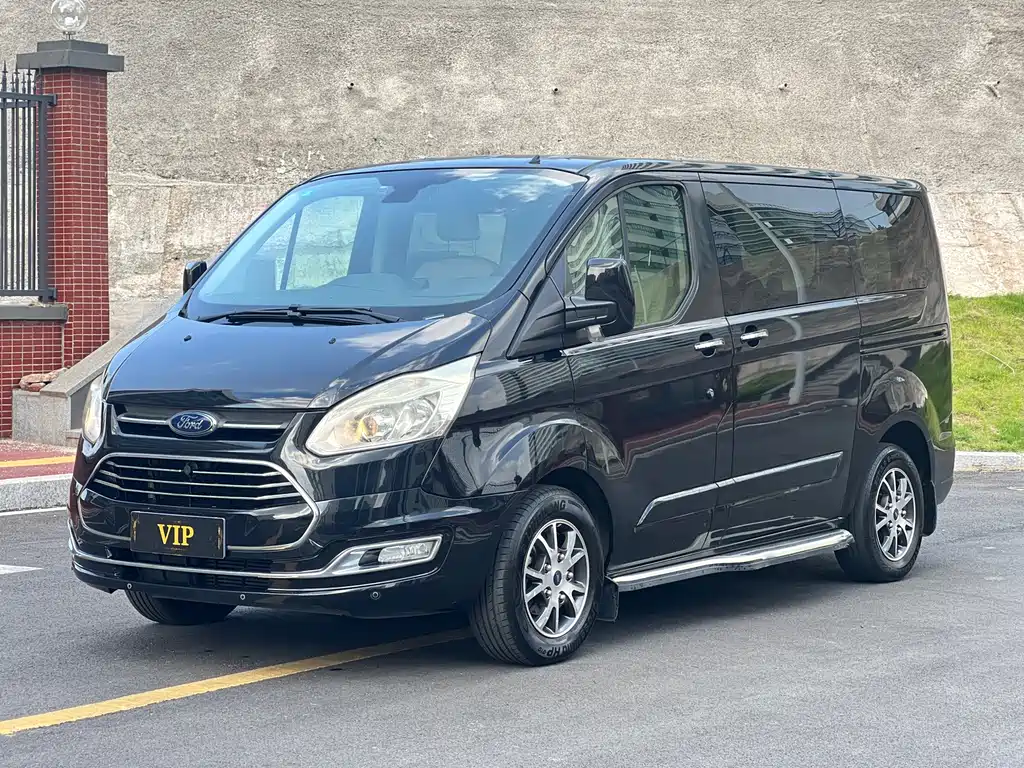 Ford Tourneo
