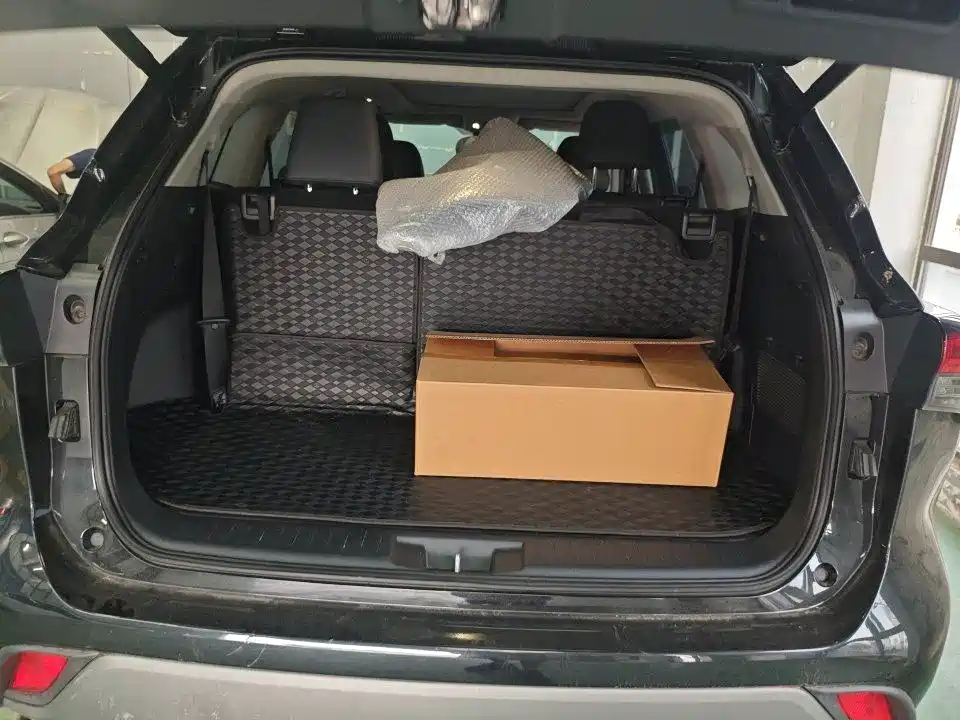 Toyota Highlander — миниатюра 8