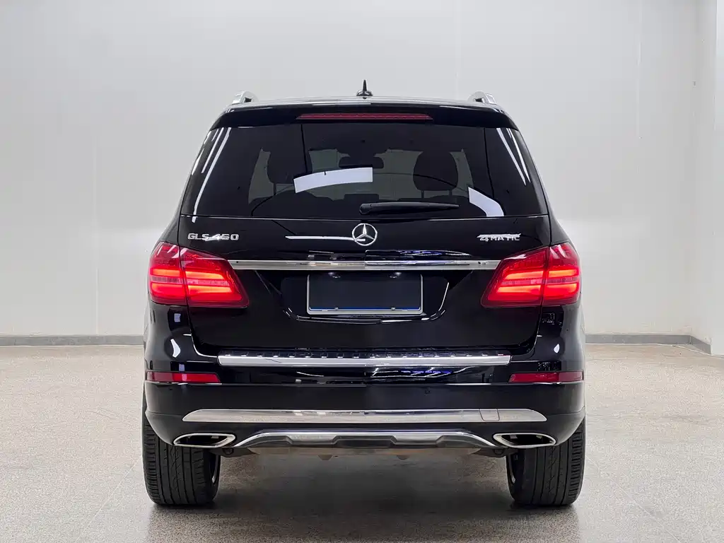 Mercedes-Benz GLS — миниатюра 31