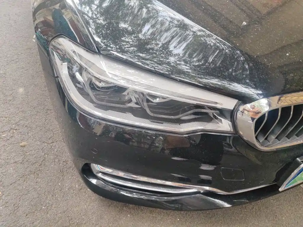 BMW 5 Series — миниатюра 7