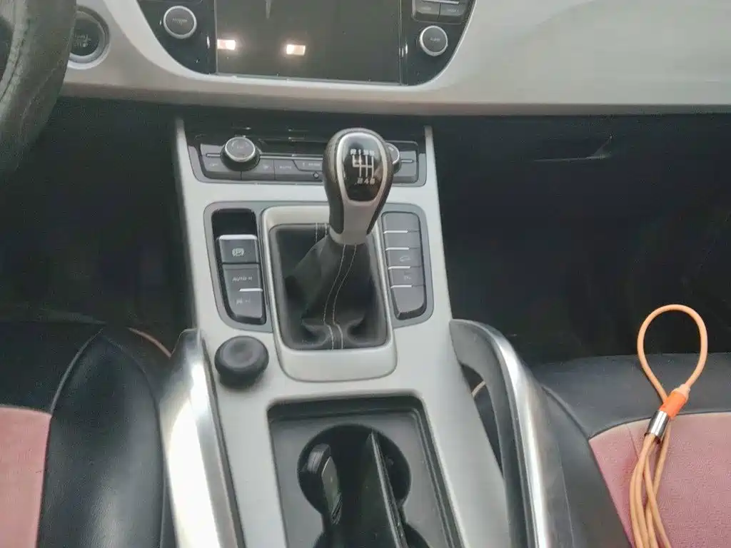 Geely Boyue — миниатюра 10