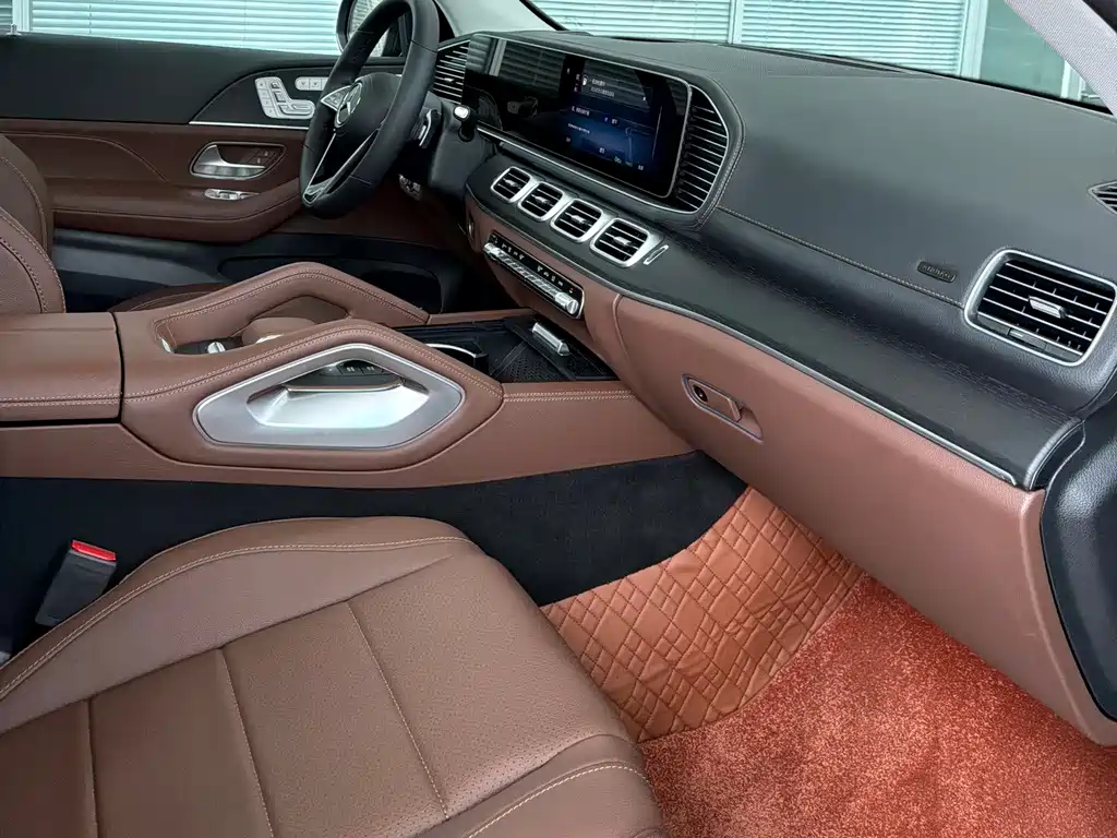 Mercedes-Benz GLE (Import) — миниатюра 9