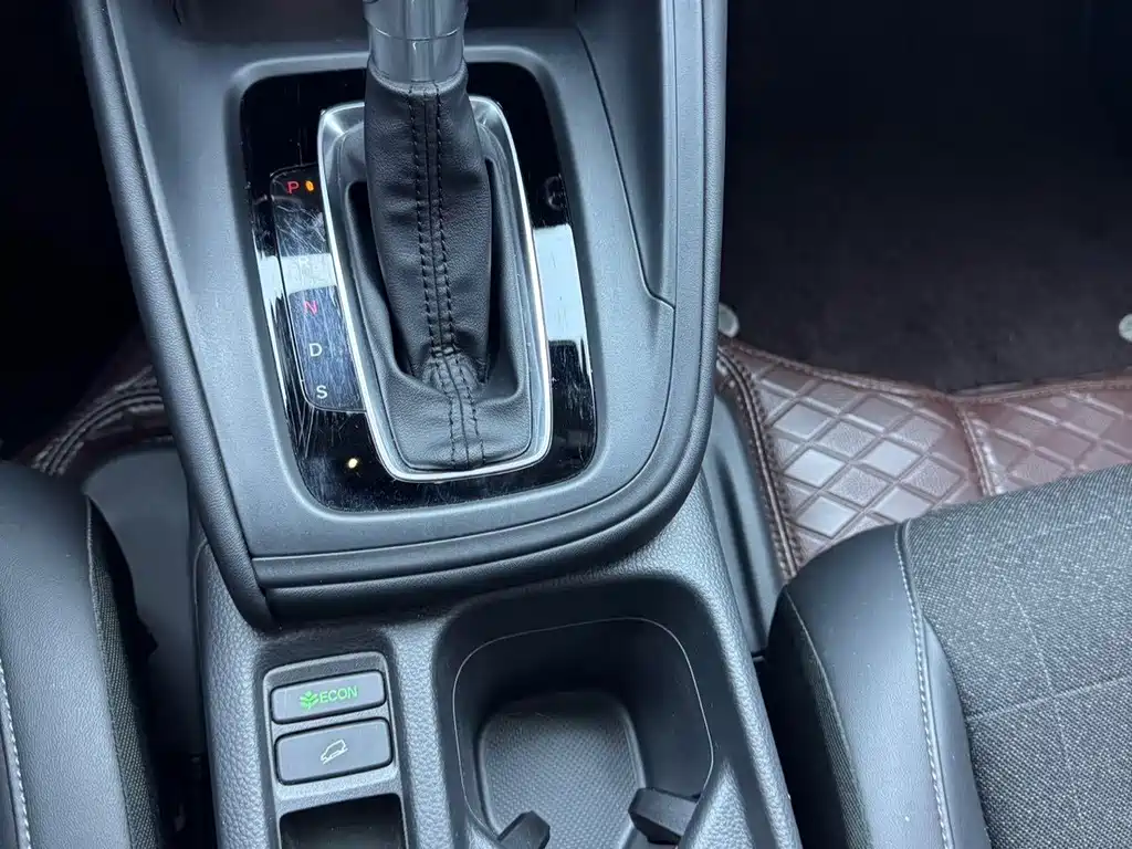 Honda Vezel — миниатюра 10