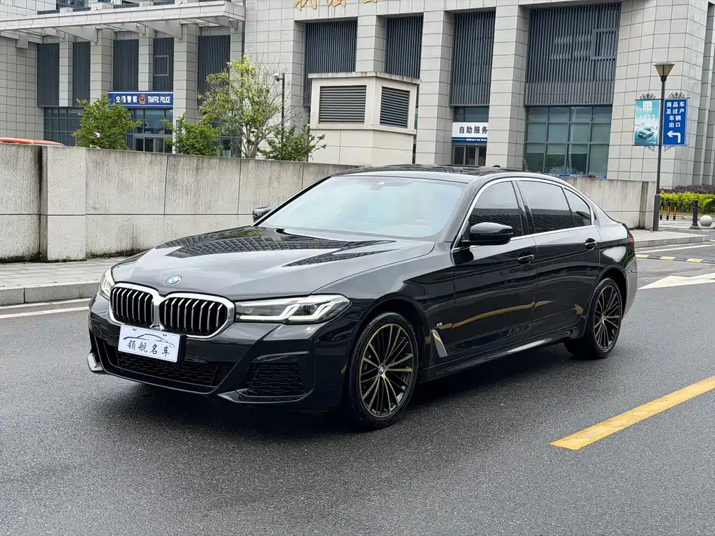 BMW 5 Series 2022