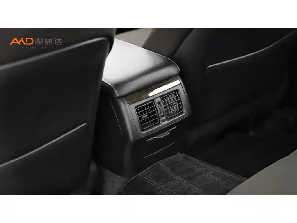 Toyota Reiz — миниатюра 9
