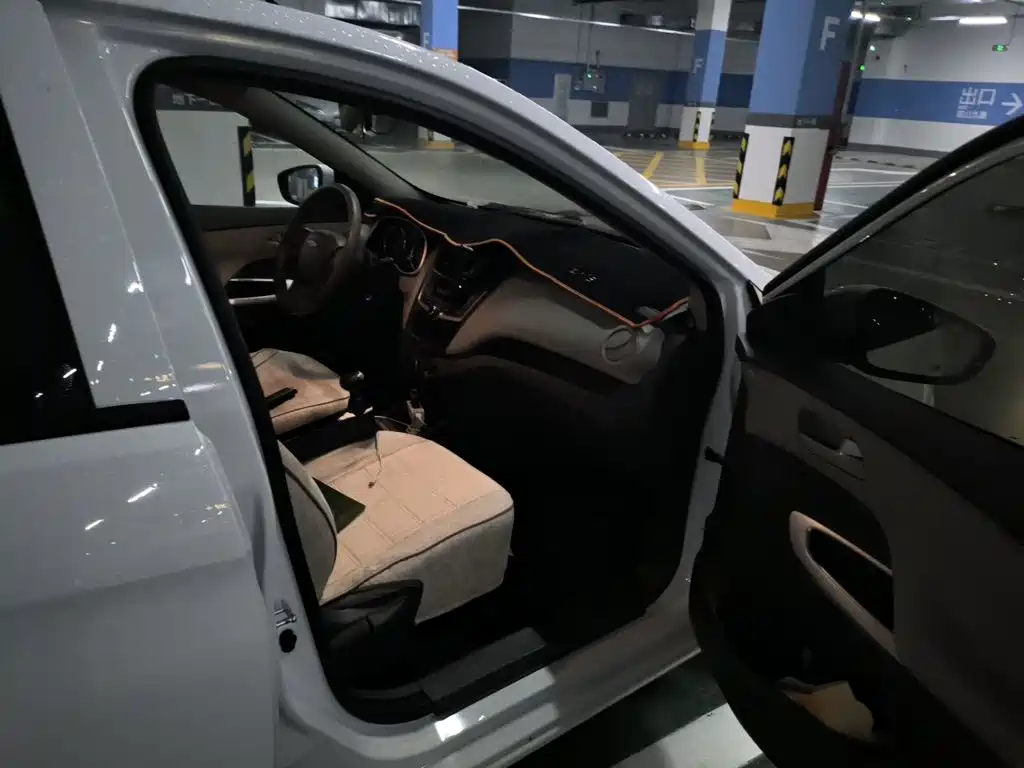 Chevrolet Sail — миниатюра 22