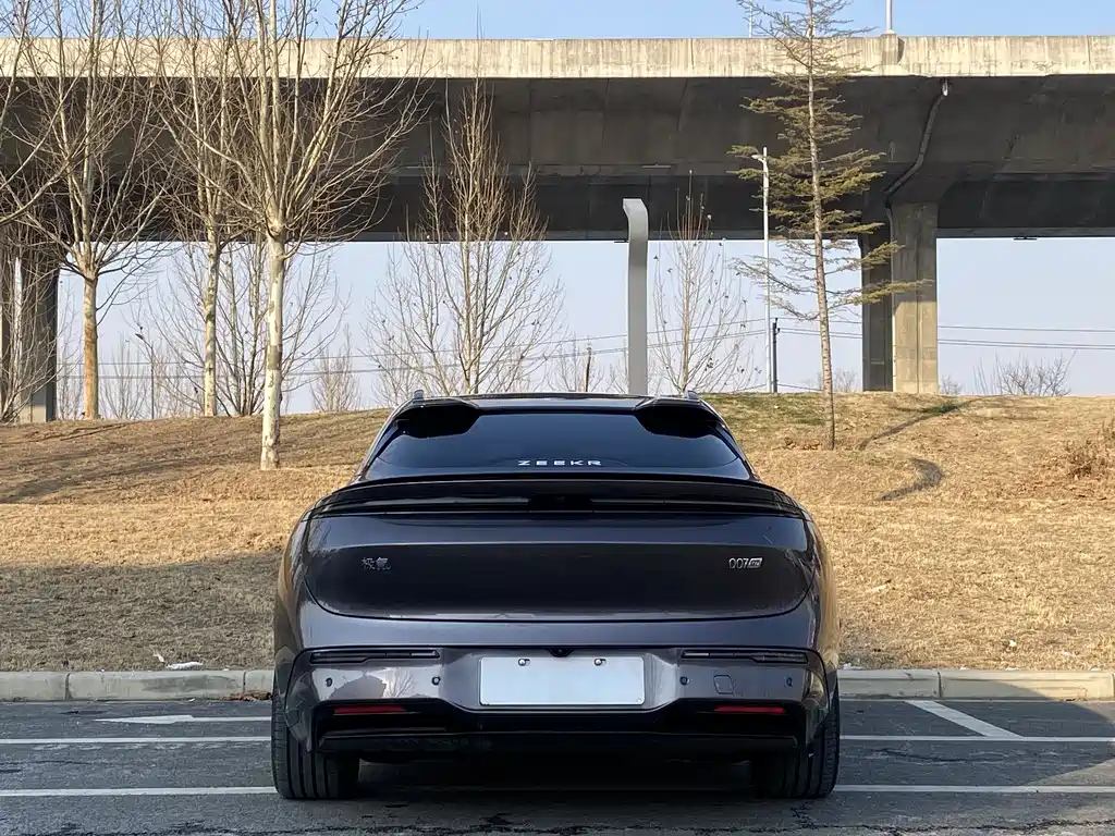 ZEEKR EXTREME KRYPTON 007GT