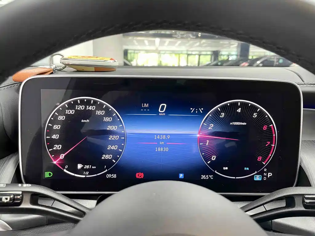 Mercedes-Benz GLC — миниатюра 9