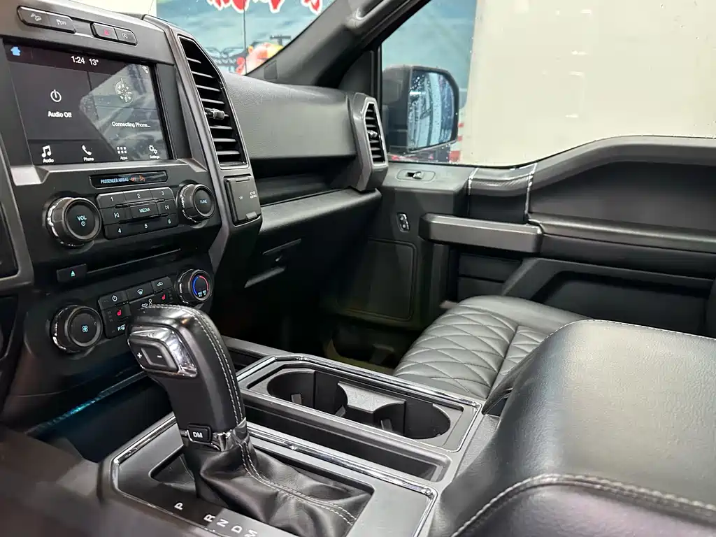 Ford F-150 Raptor — миниатюра 4