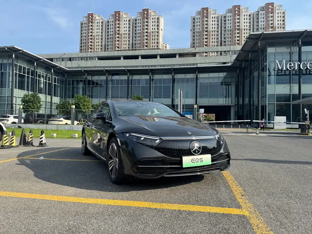 Mercedes-Benz EQS 2023 450+
