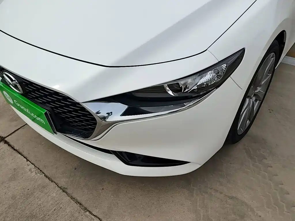 Mazda 3 Axela — миниатюра 24