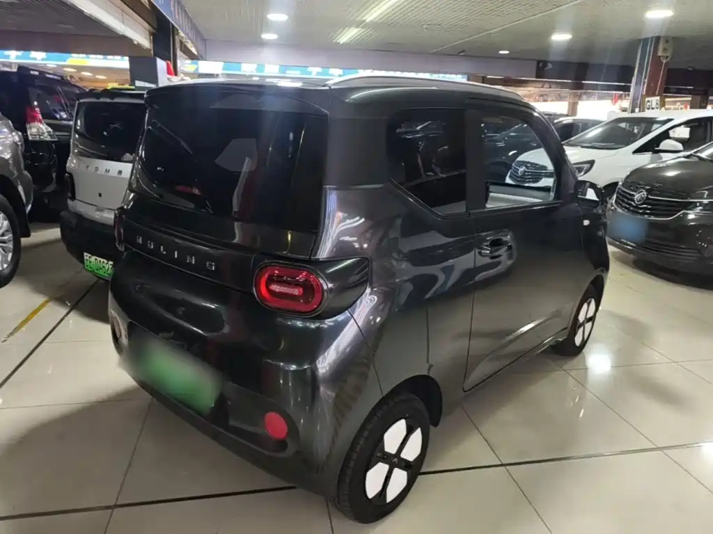 Wuling MINIEV — миниатюра 7