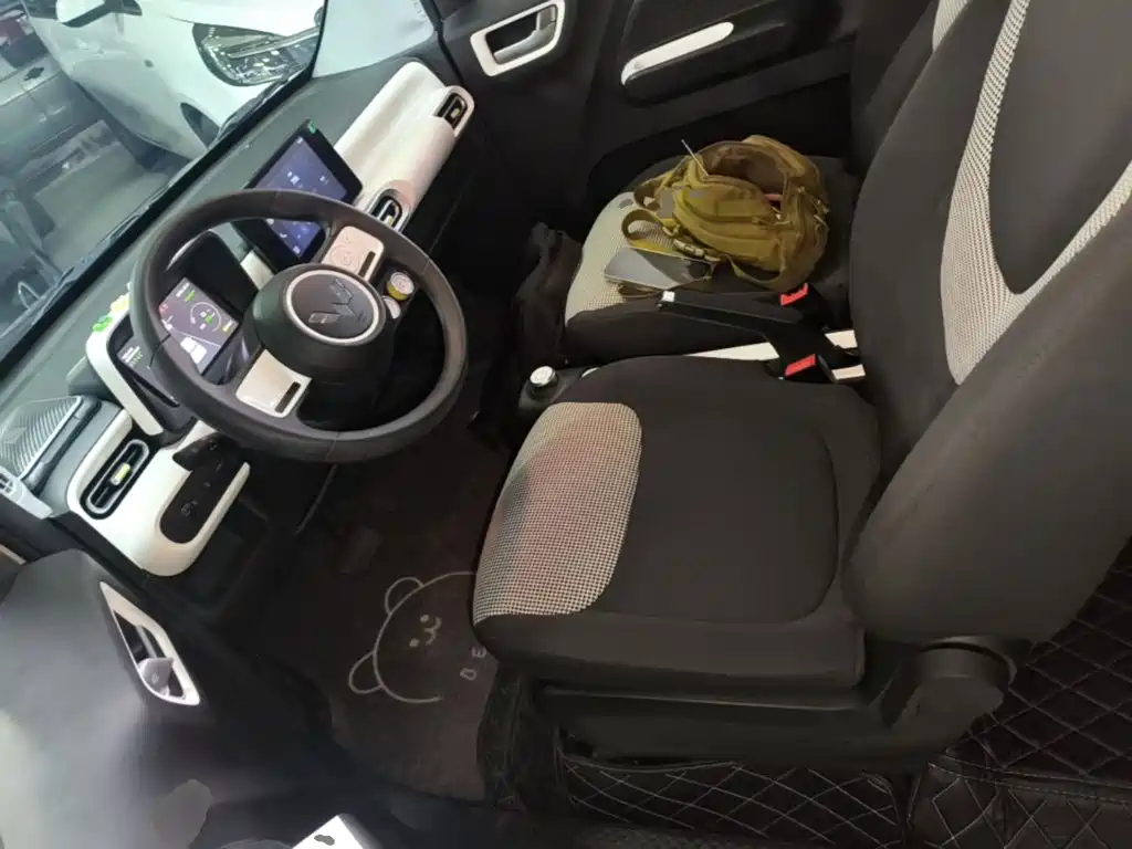 Wuling MINIEV — миниатюра 15
