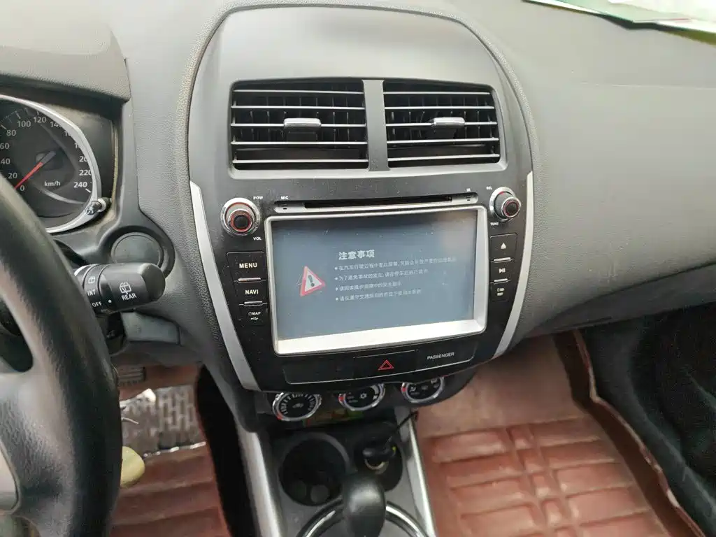 Mitsubishi ASX — миниатюра 6