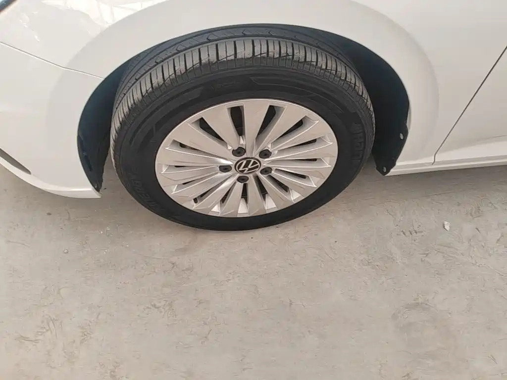 Volkswagen Lavida — миниатюра 23
