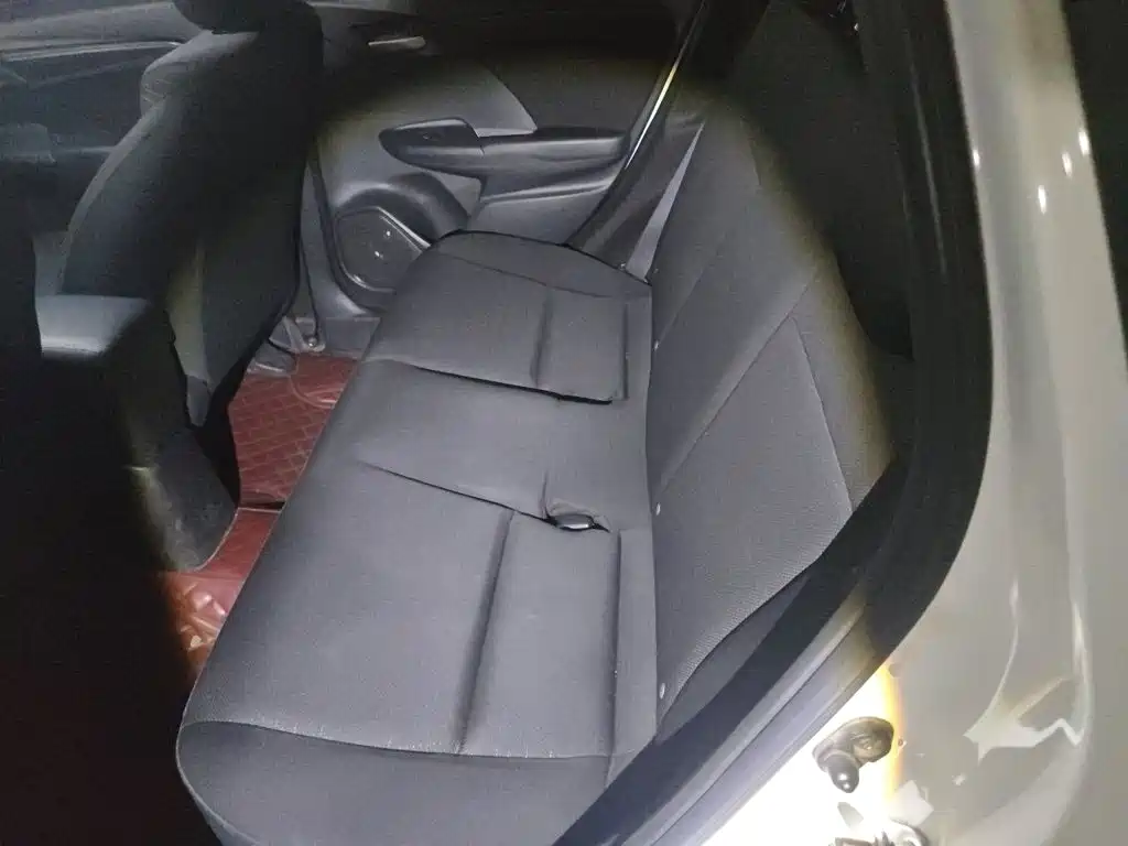 Honda Fit — миниатюра 14