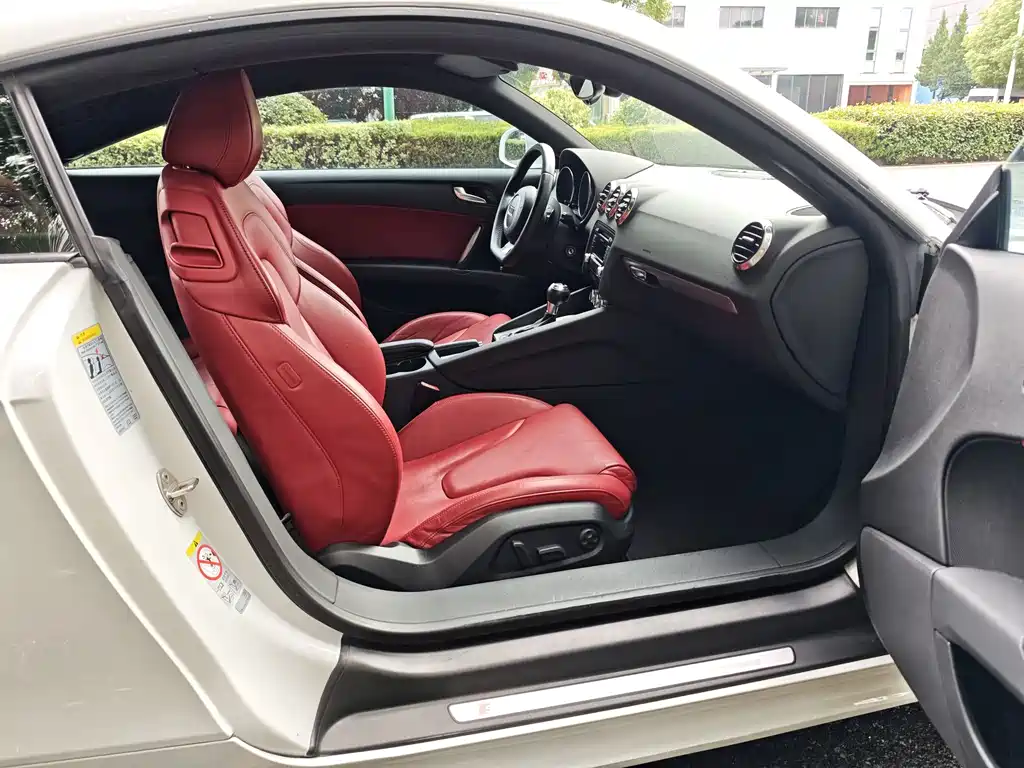 Audi TT — миниатюра 13