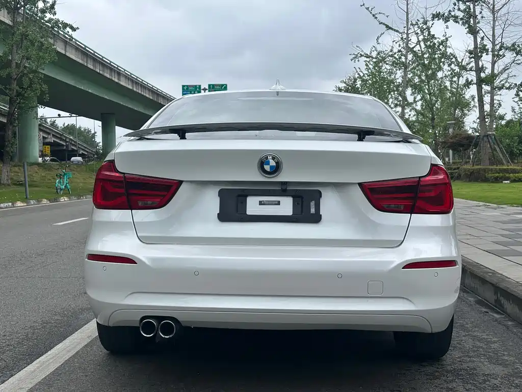 BMW 3 Series GT 3 GT 2016 320i Fashion