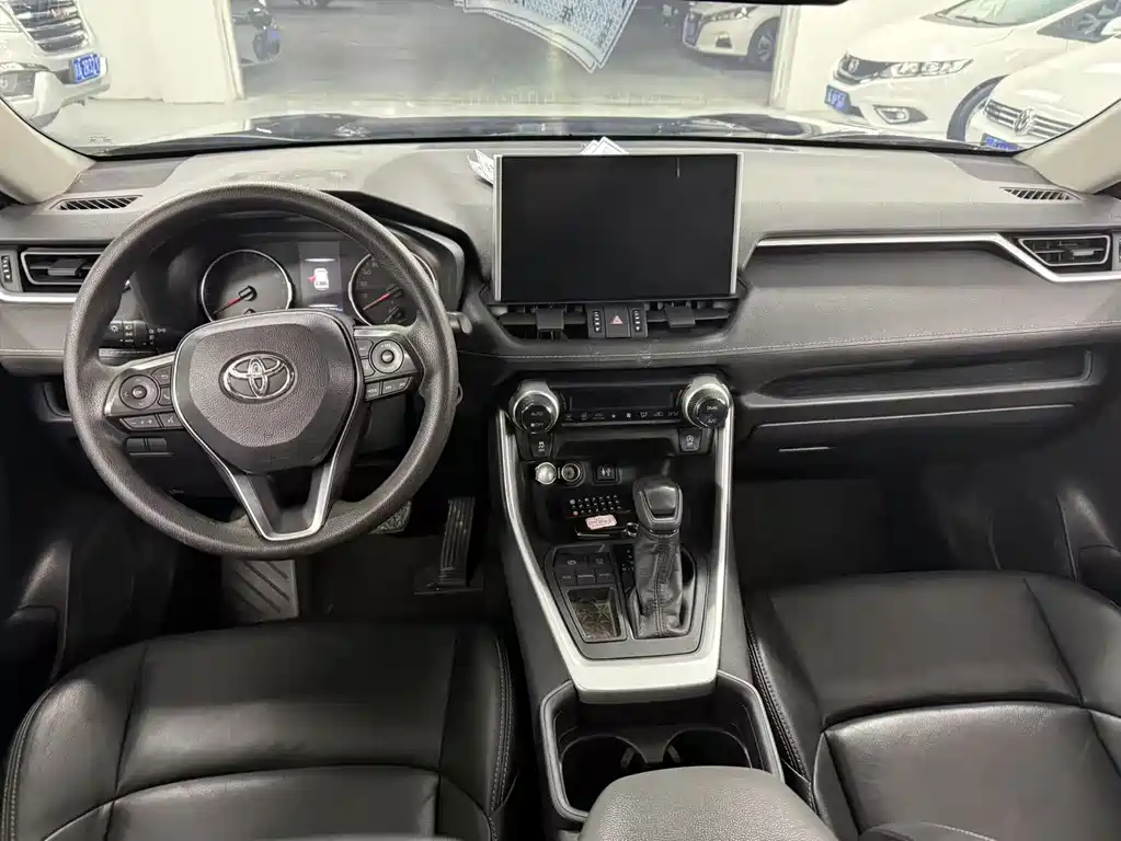 Toyota Wildlander — миниатюра 7