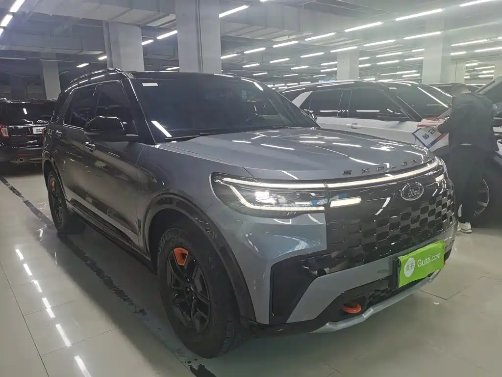 Ford Explorer — миниатюра 9