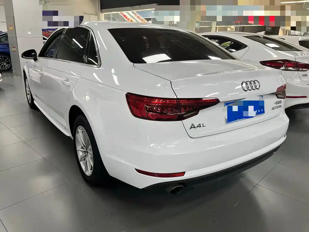 Audi A4L — миниатюра 13