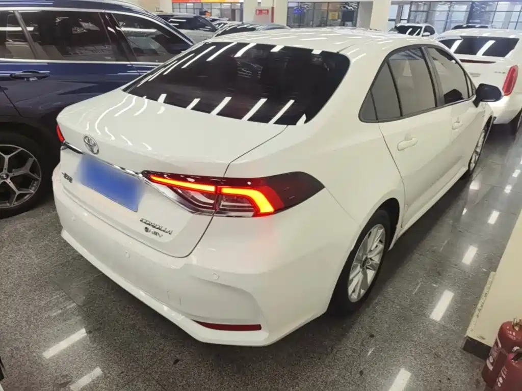Toyota Corolla — миниатюра 7