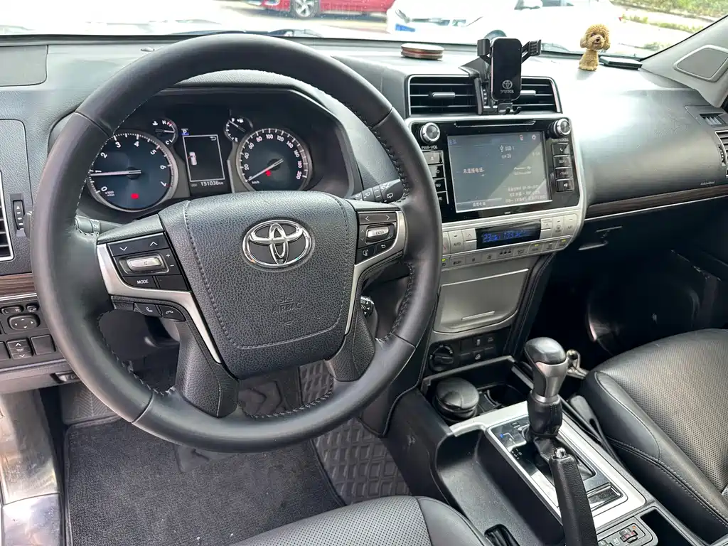 Toyota Prado — миниатюра 12