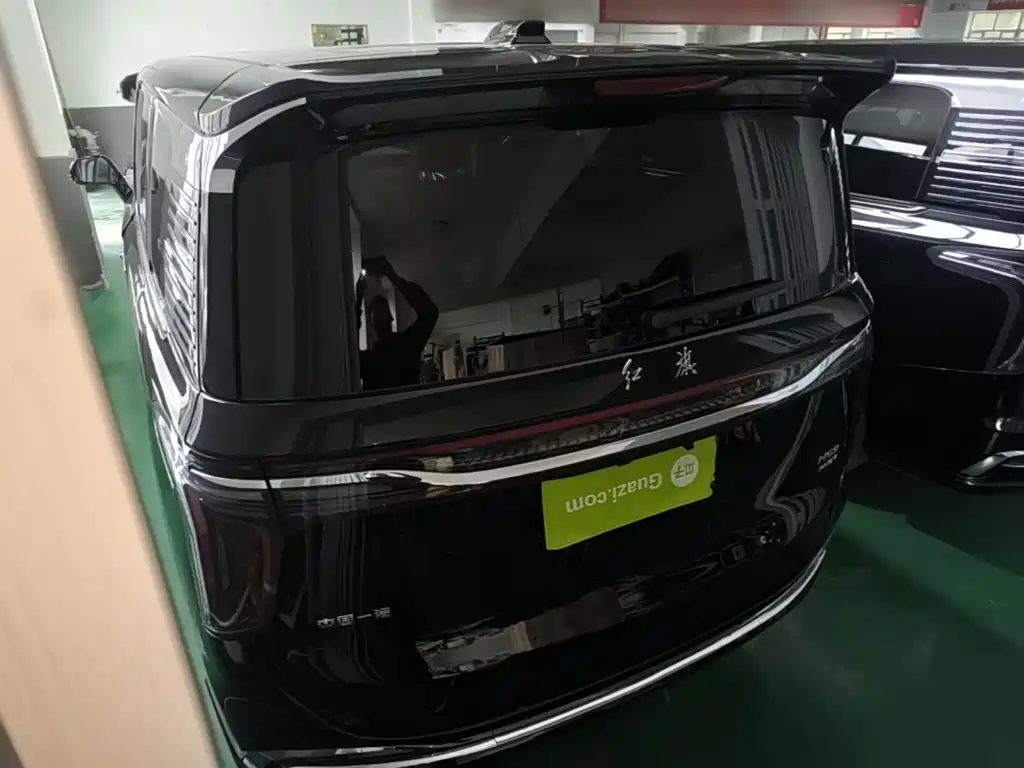 Hongqi Hongqi HQ9 PHEV — миниатюра 5