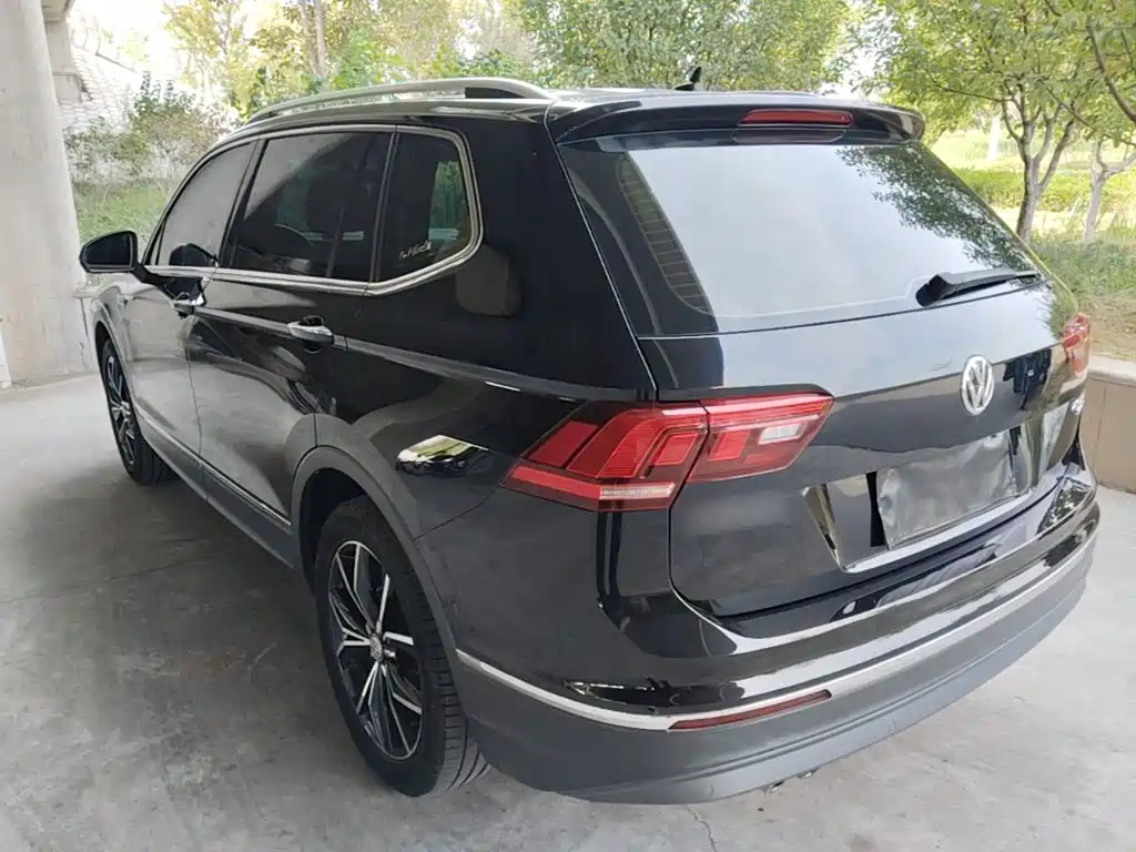 Volkswagen Tiguan L — миниатюра 5