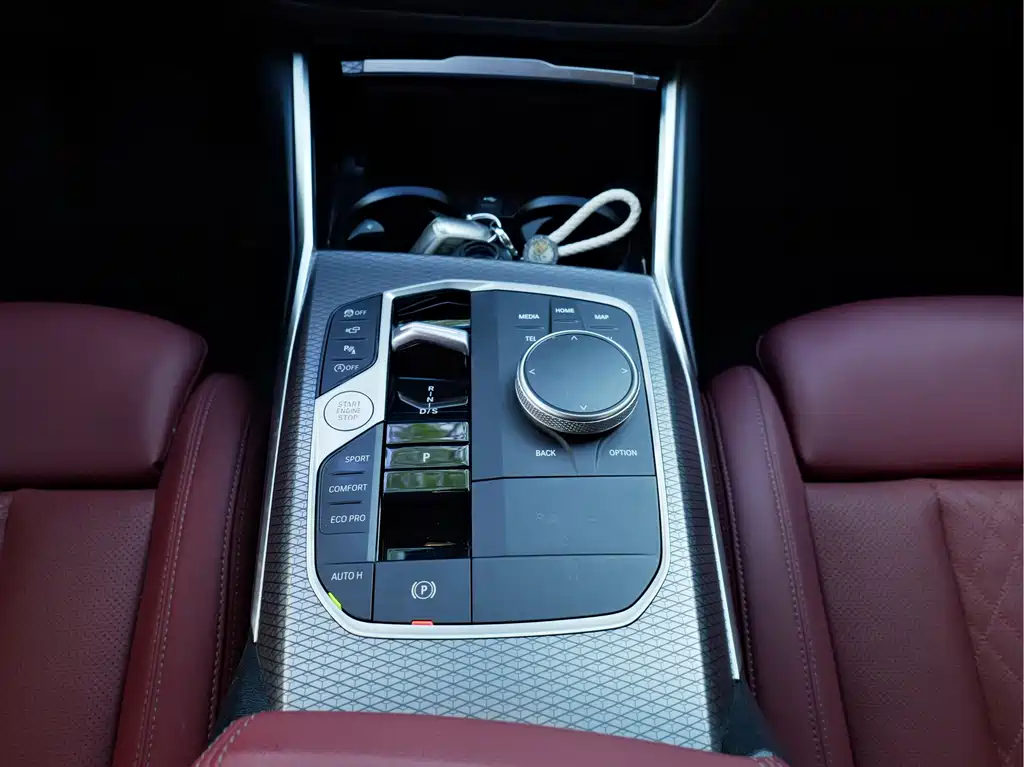 BMW 3 Series — миниатюра 13