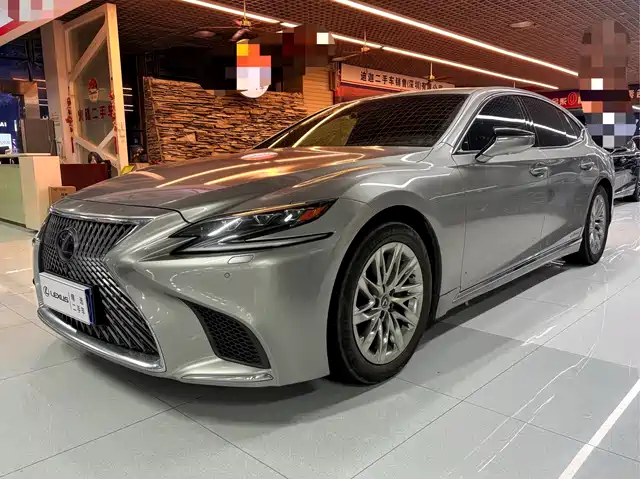 2020 Lexus LS
