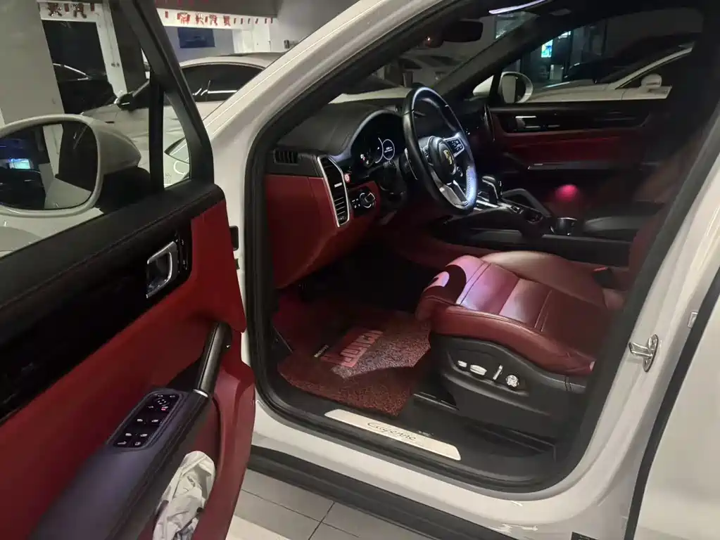 PORSCHE CAYENNE NEW ENERGY