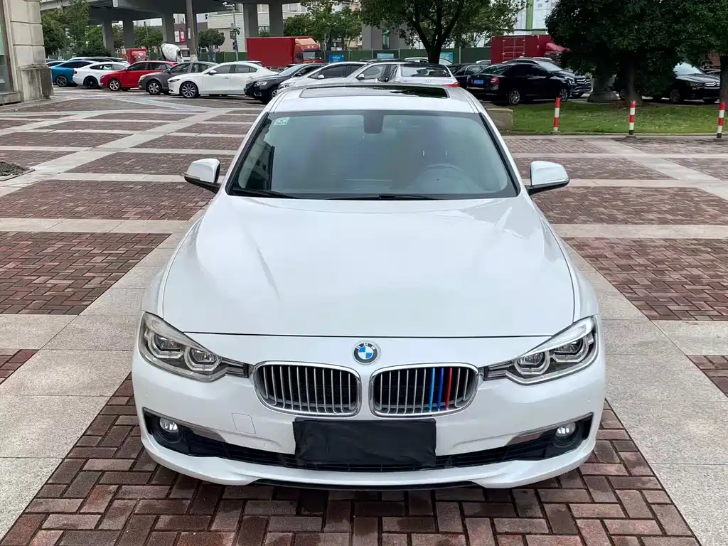 BMW 3 Series — миниатюра 2