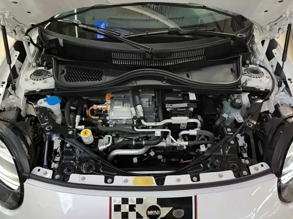 MINI MINI COOPER EV — миниатюра 20