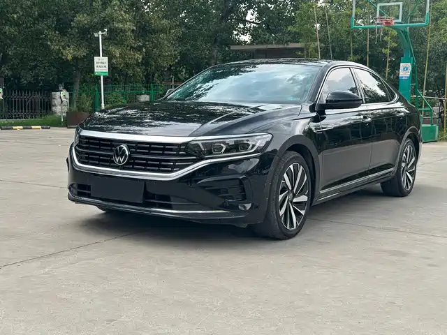 2023 Volkswagen Passat