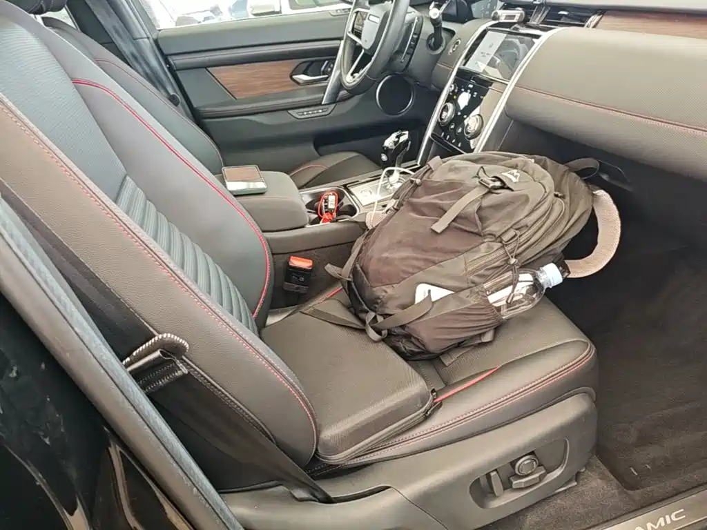 Land Rover Discovery Sport — миниатюра 25