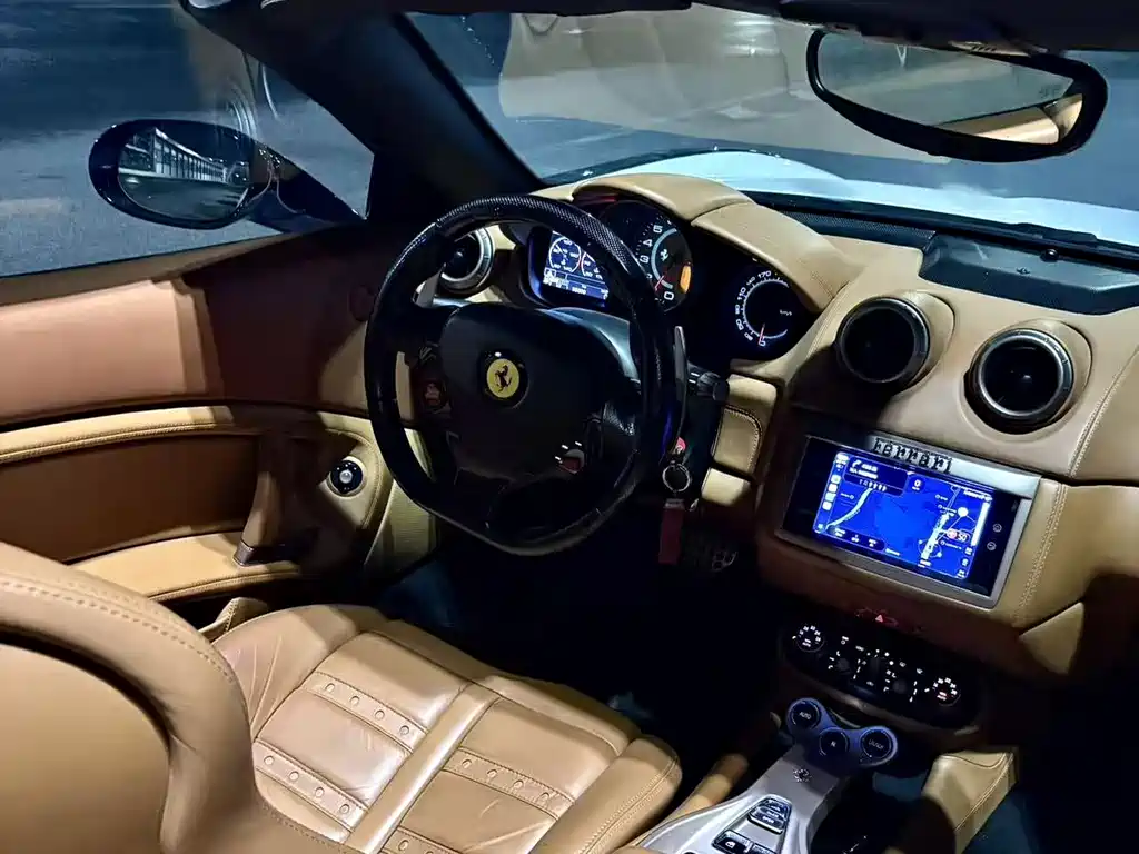 Ferrari California T 4.3L Standard Type, фото 5